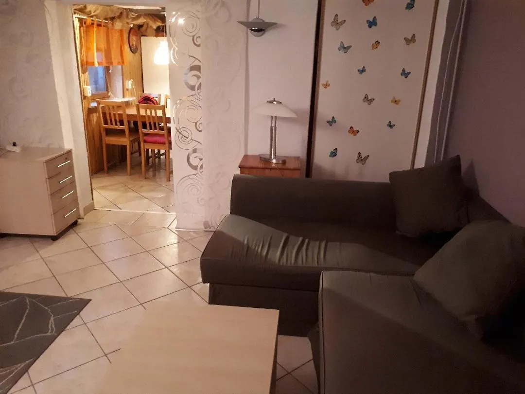 Atelierwohnung Am Flughafen Koeln -Bonn contacts